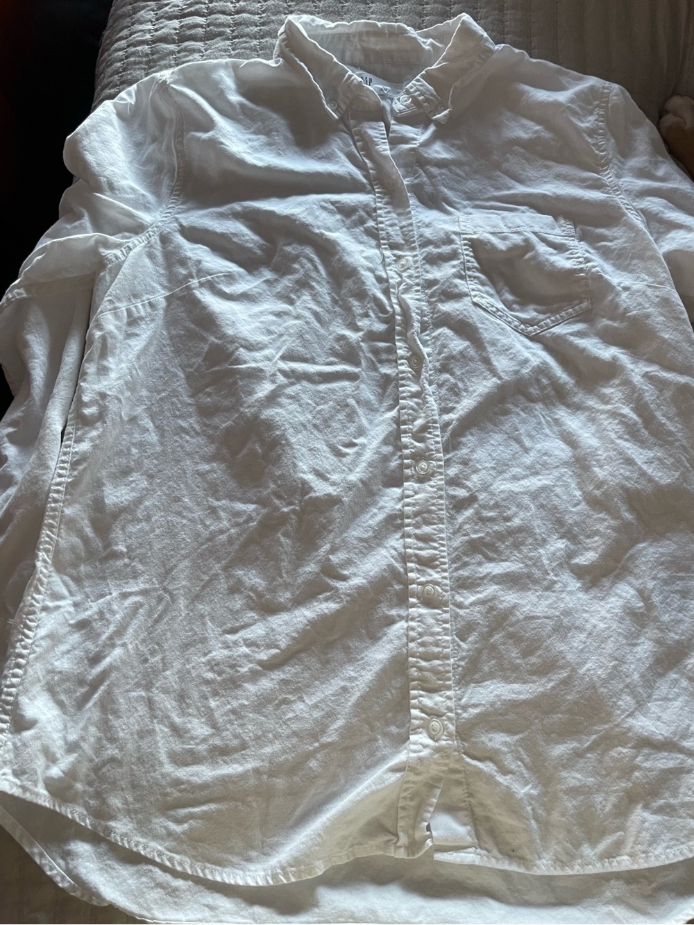 GAP White Boyfriend Fit Button-Down Shirt - cotton